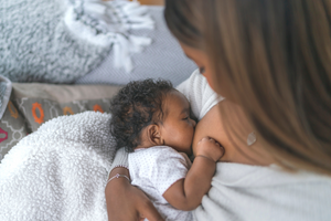 Learn how to prevent and treat the clogged ducts that sometimes occur when breastfeeding.